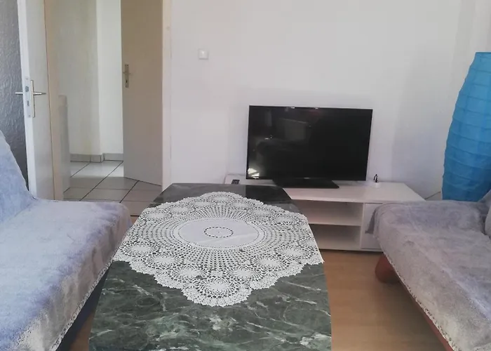 Rot-weisse * Altenstadt